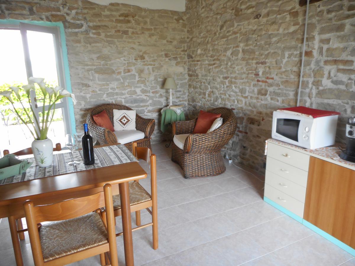 Agriturismo Cascina Serra Cossano Belbo المظهر الخارجي الصورة