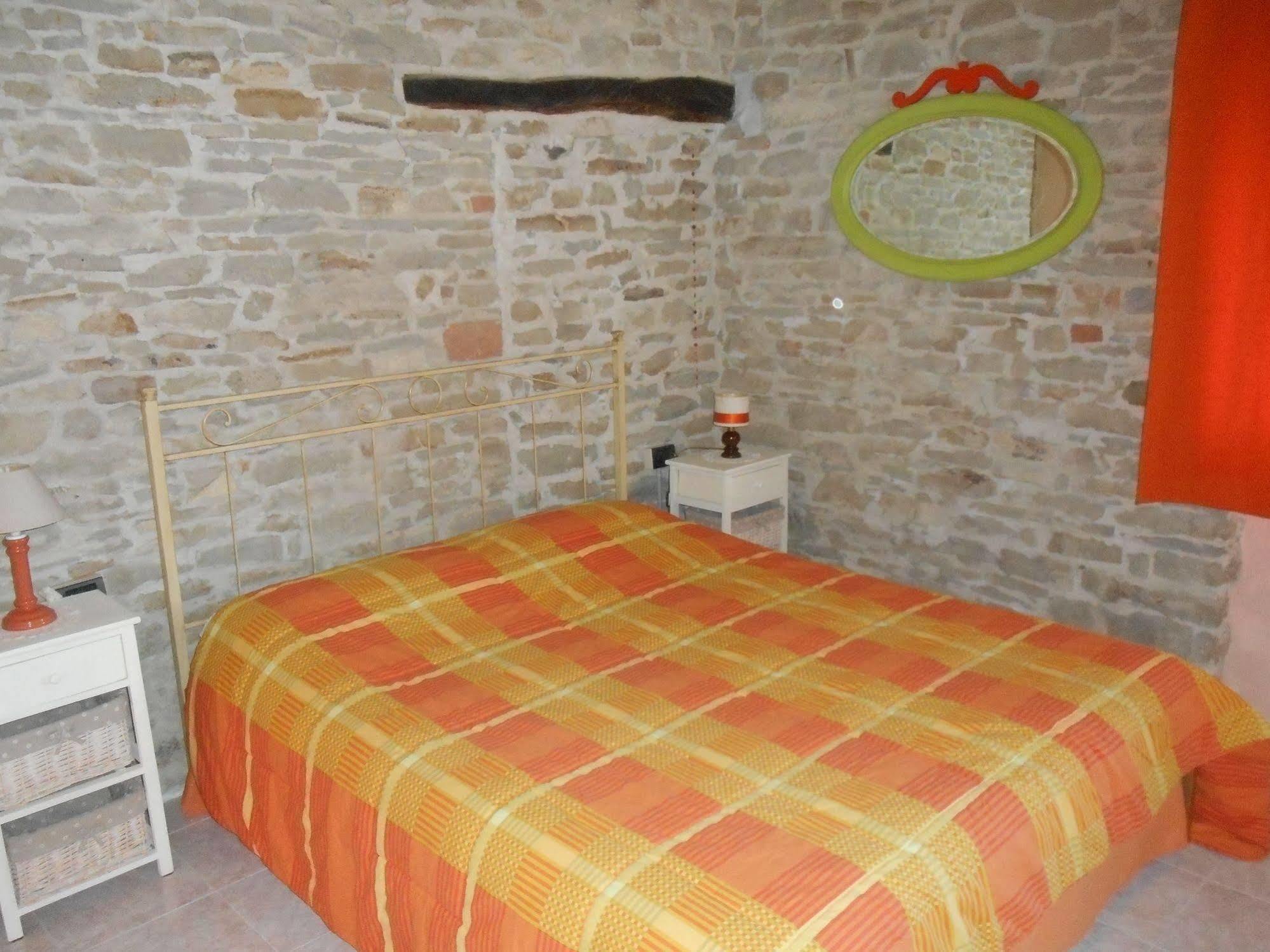 Agriturismo Cascina Serra Cossano Belbo المظهر الخارجي الصورة