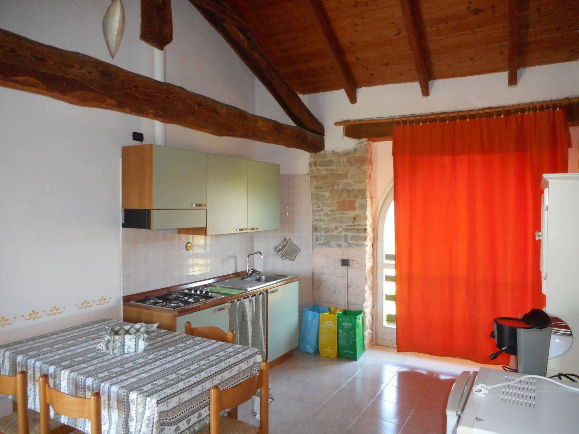 Agriturismo Cascina Serra Cossano Belbo المظهر الخارجي الصورة