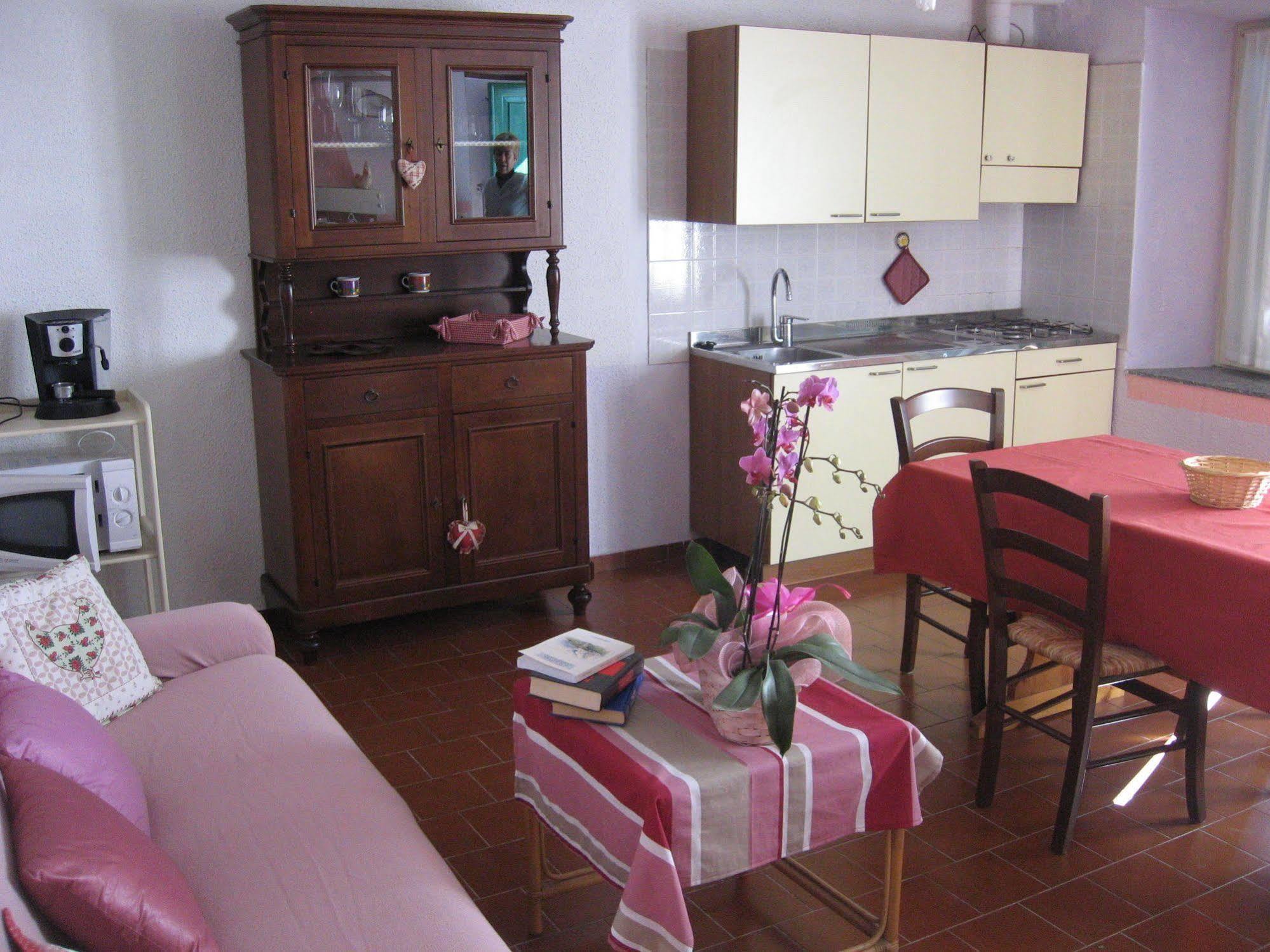 Agriturismo Cascina Serra Cossano Belbo المظهر الخارجي الصورة