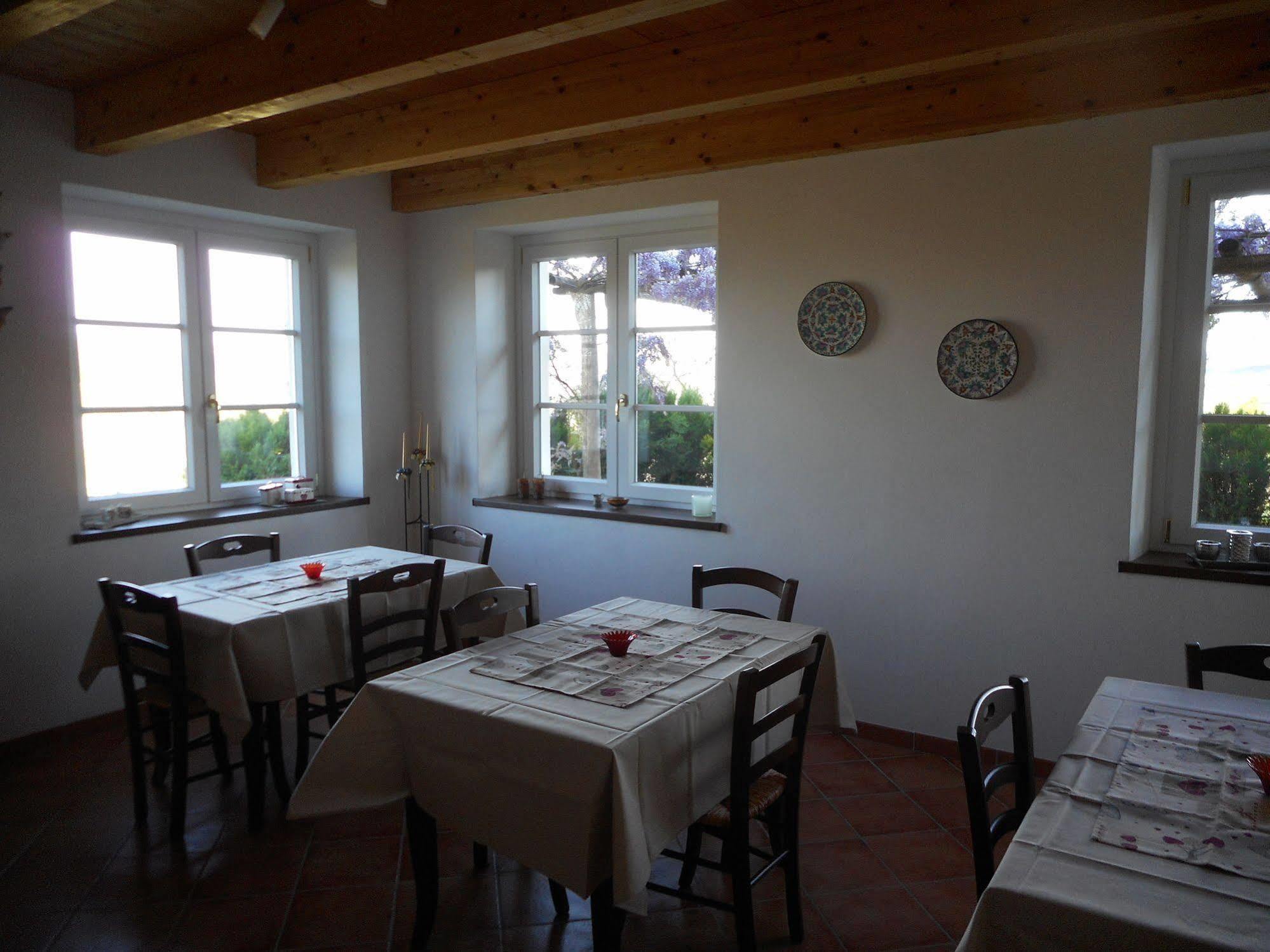 Agriturismo Cascina Serra Cossano Belbo المظهر الخارجي الصورة