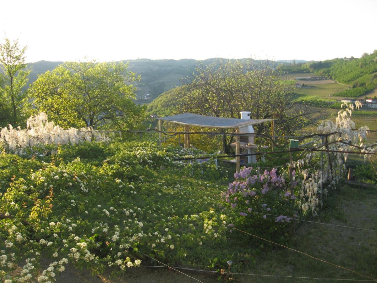 Agriturismo Cascina Serra Cossano Belbo الغرفة الصورة